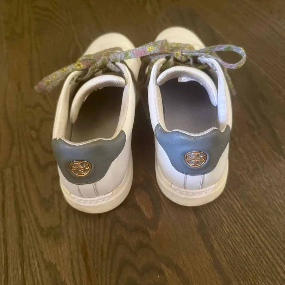 Tory Burch White and Gray Sneakers Minimalist Design